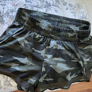 ATHLETA! Camo mesh racer run shorts. XS. Worn once!